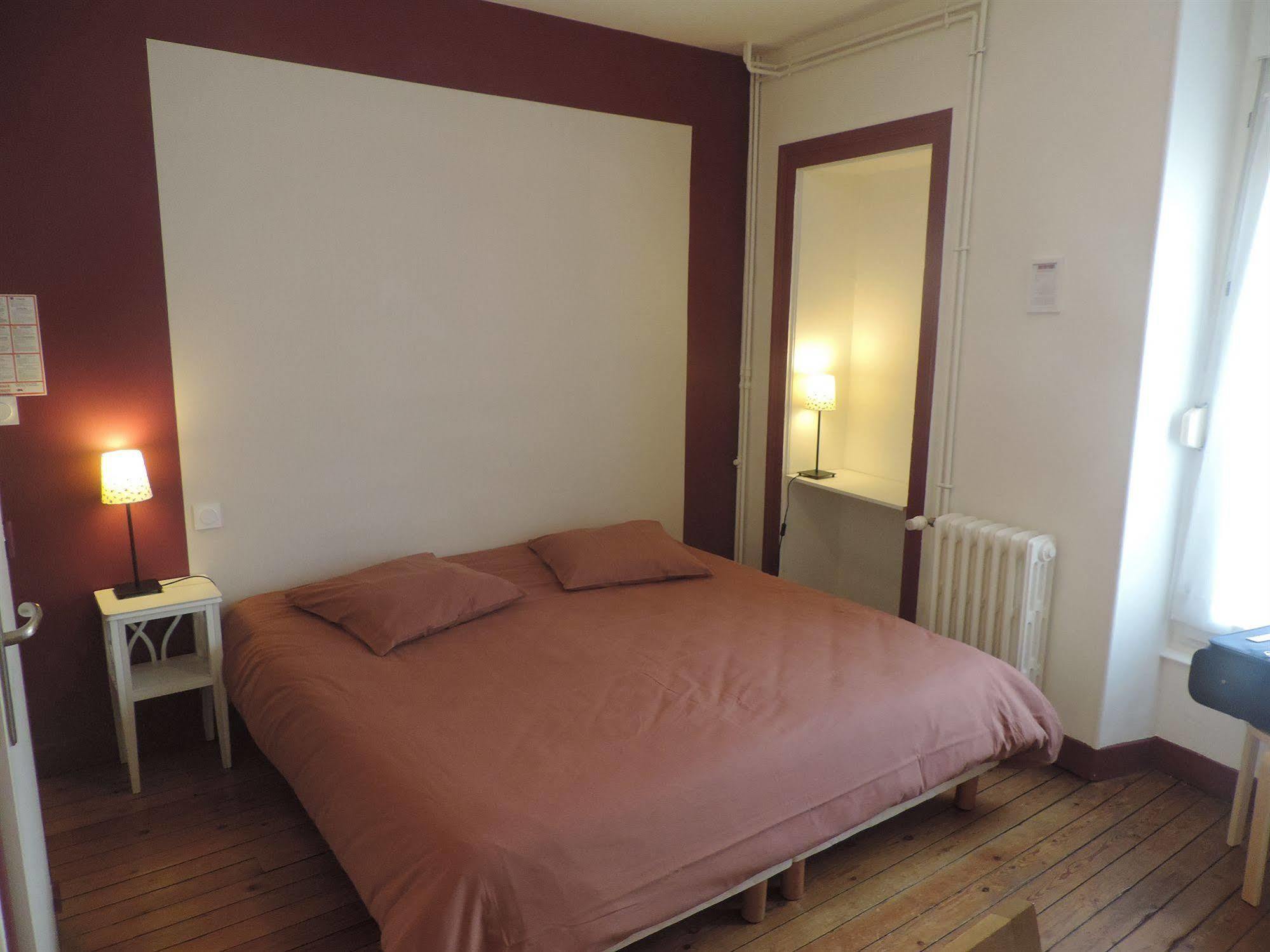 Select Hotel Ле-Ман Экстерьер фото